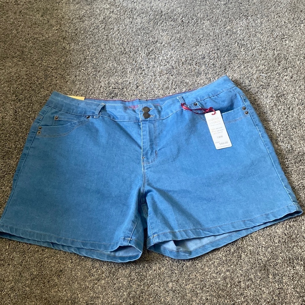 Sabrina Lauren light denim shorts